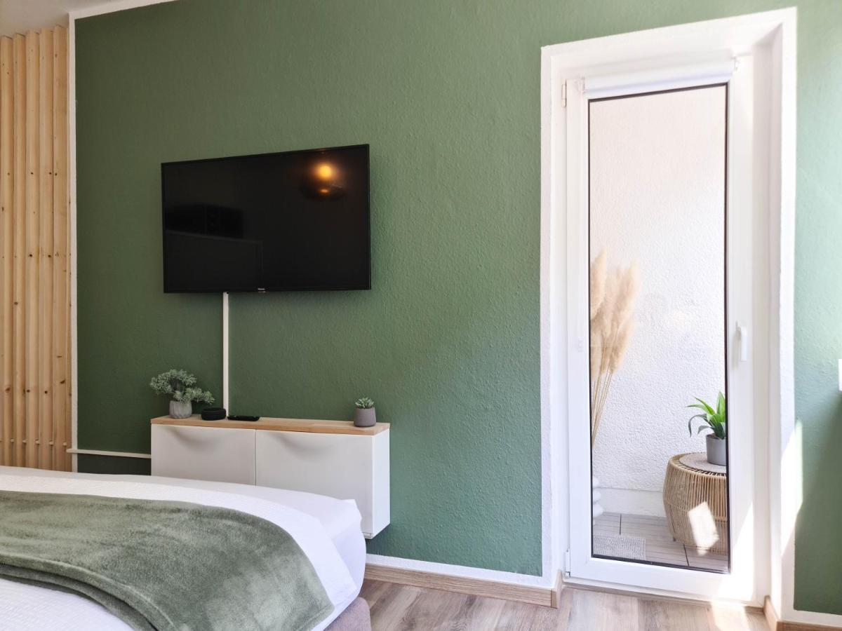 Schöne Ferienwohnung im Zentrum mit Self Check-In und Free Wifi Essen Exterior foto